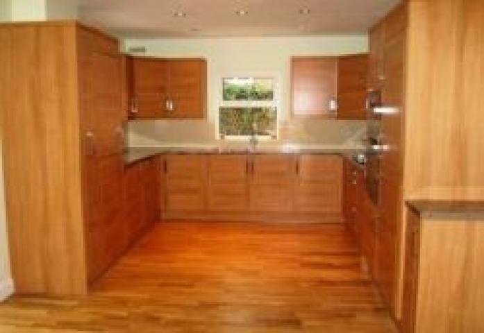 			3 Bedroom, 1 bath, 1 reception Flat			 Oaklands Road, WILLESDEN GREEN